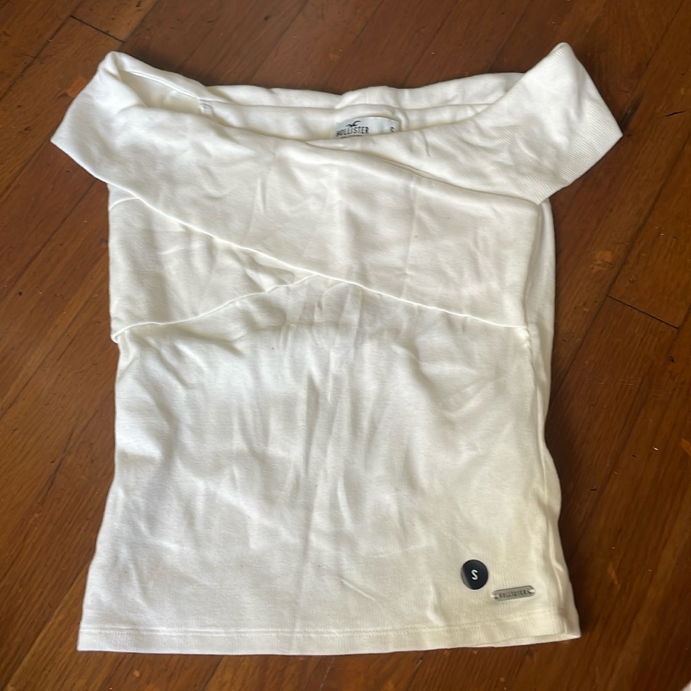 hollister, small, white
